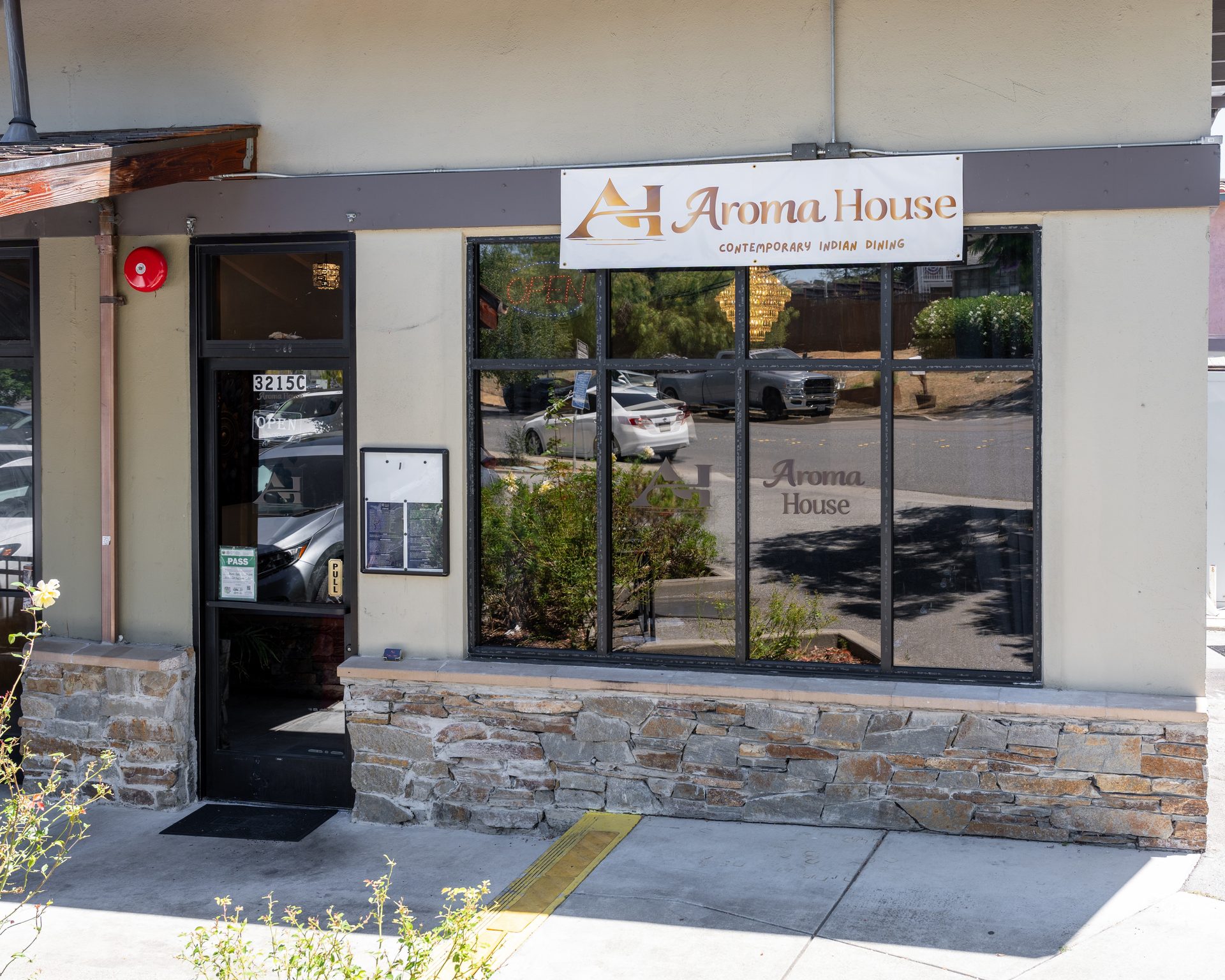 Welcome To Aroma House